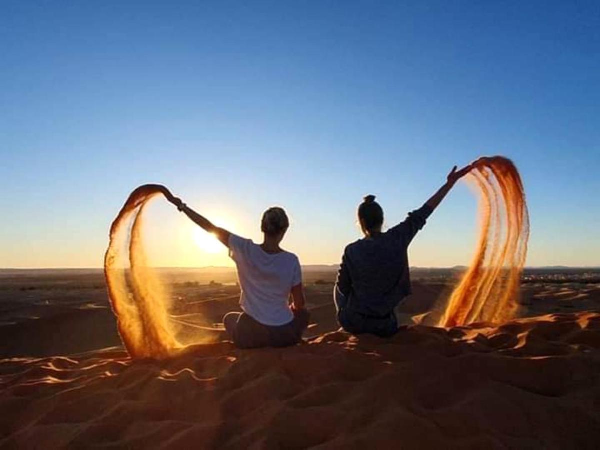 Original Luxury Camp Hotel Merzouga Bagian luar foto