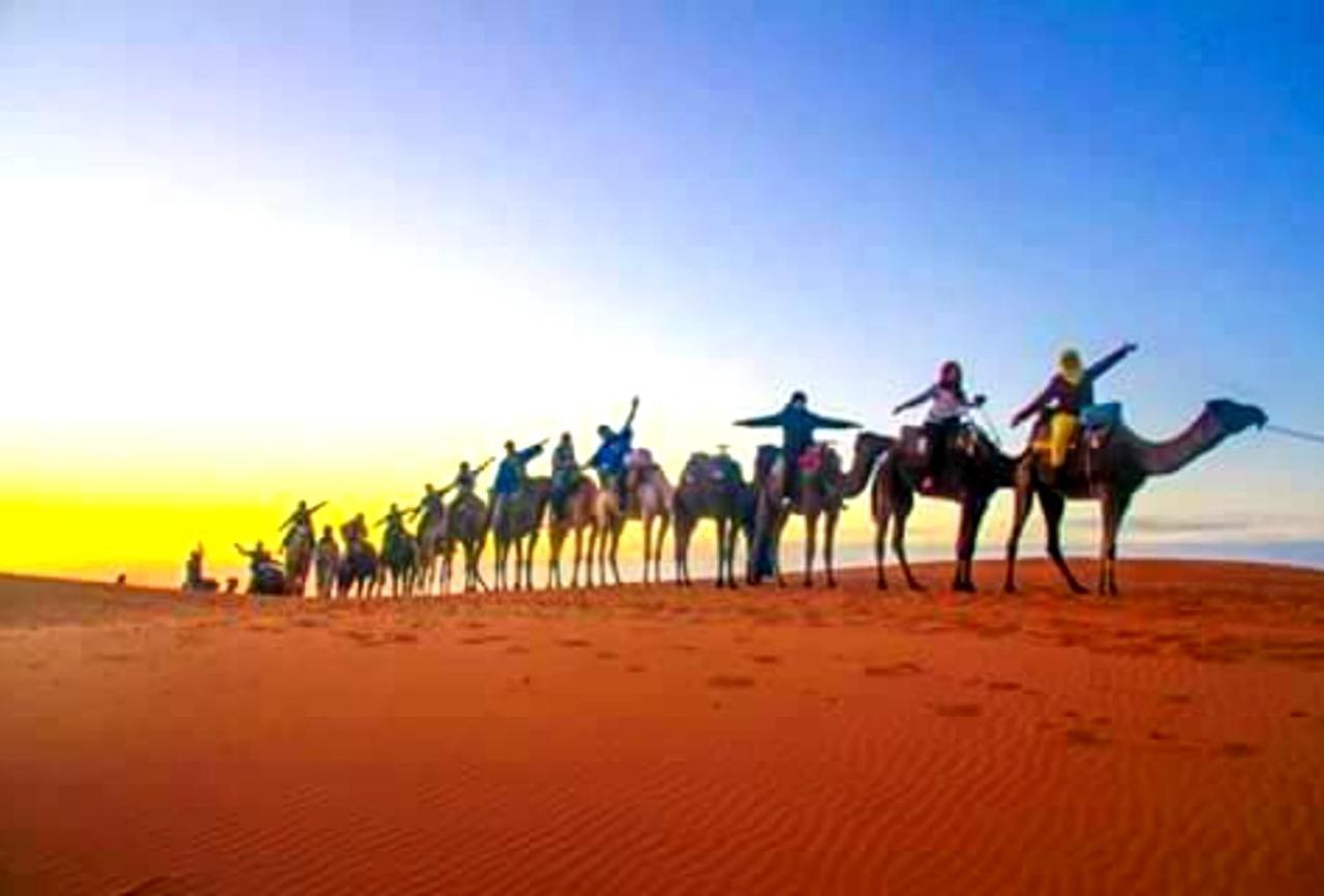 Original Luxury Camp Hotel Merzouga Bagian luar foto