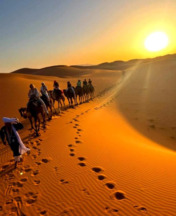 Original Luxury Camp Hotel Merzouga Bagian luar foto