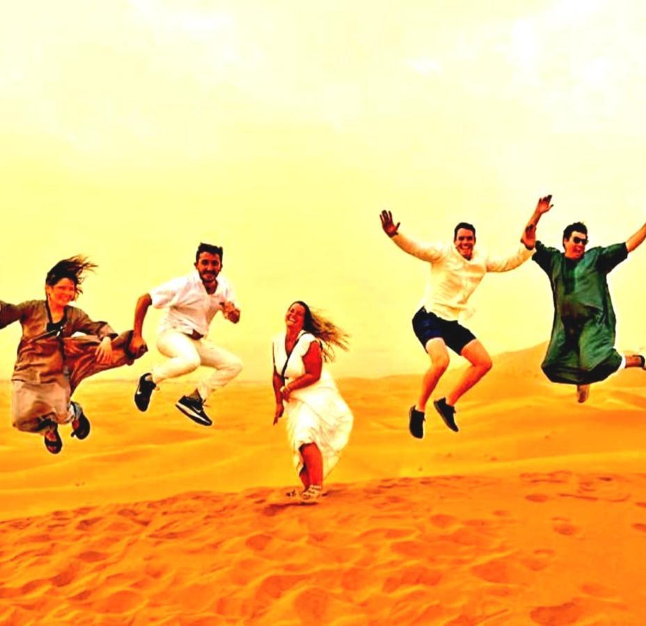 Original Luxury Camp Hotel Merzouga Bagian luar foto