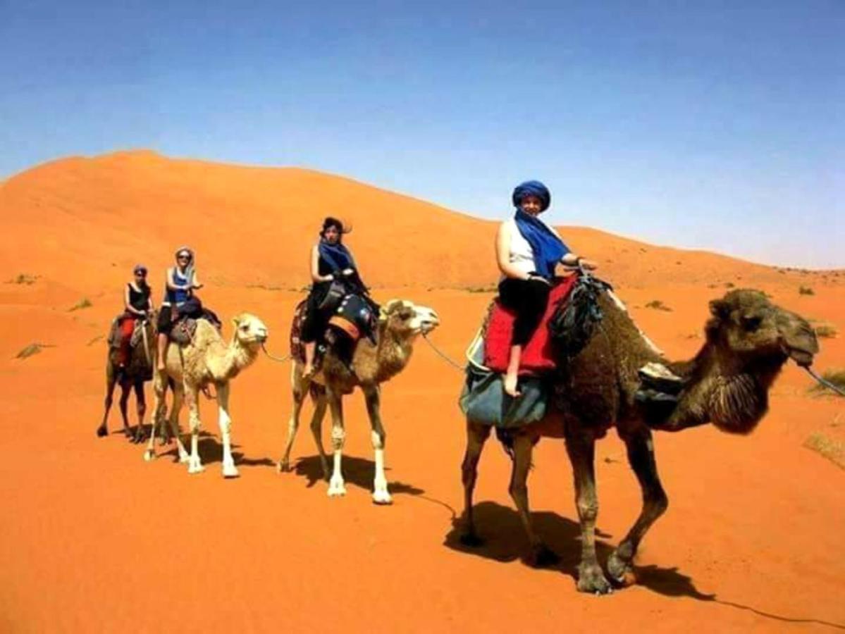 Original Luxury Camp Hotel Merzouga Bagian luar foto