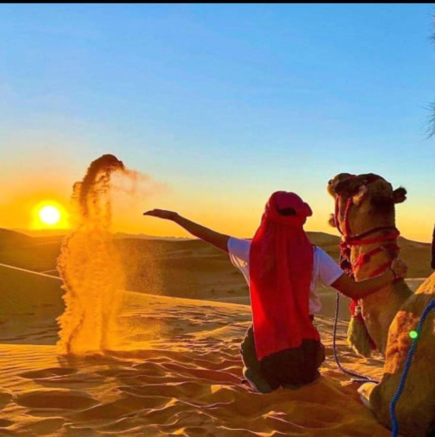 Original Luxury Camp Hotel Merzouga Bagian luar foto