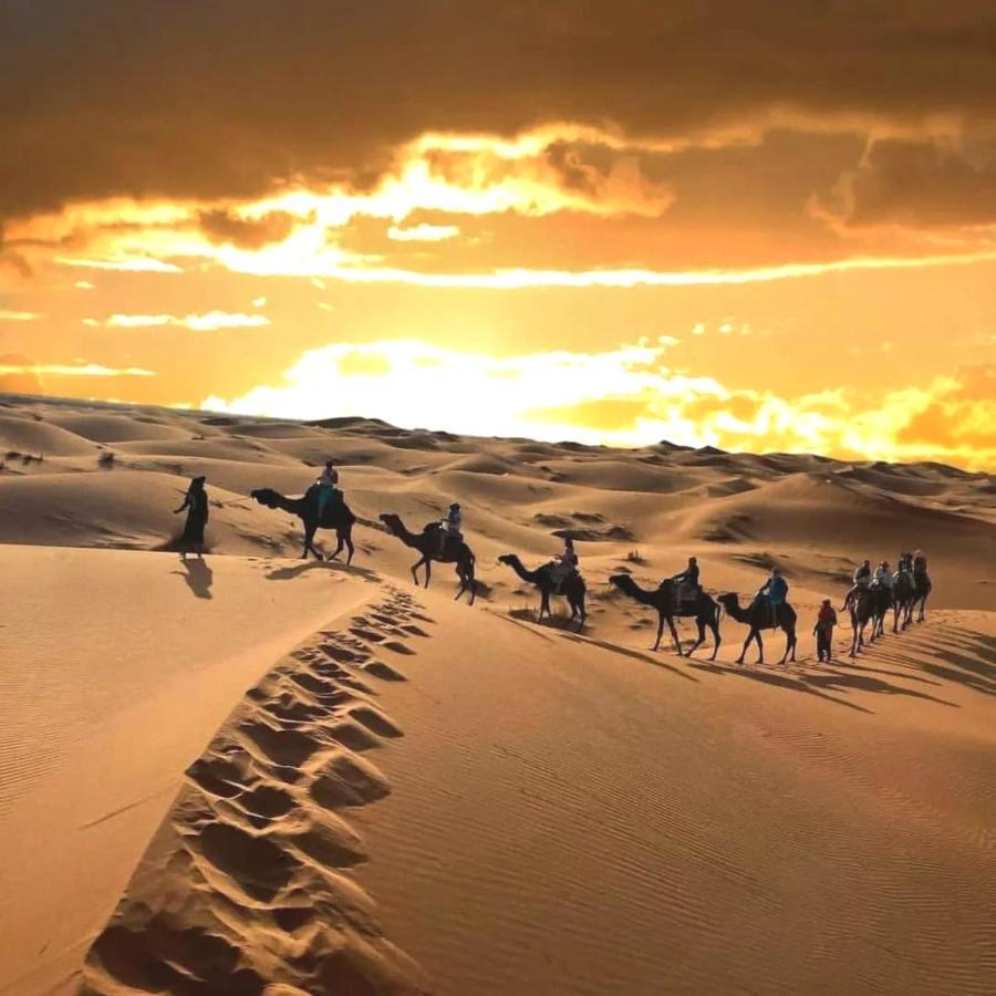 Original Luxury Camp Hotel Merzouga Bagian luar foto