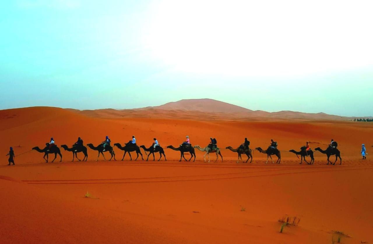 Original Luxury Camp Hotel Merzouga Bagian luar foto
