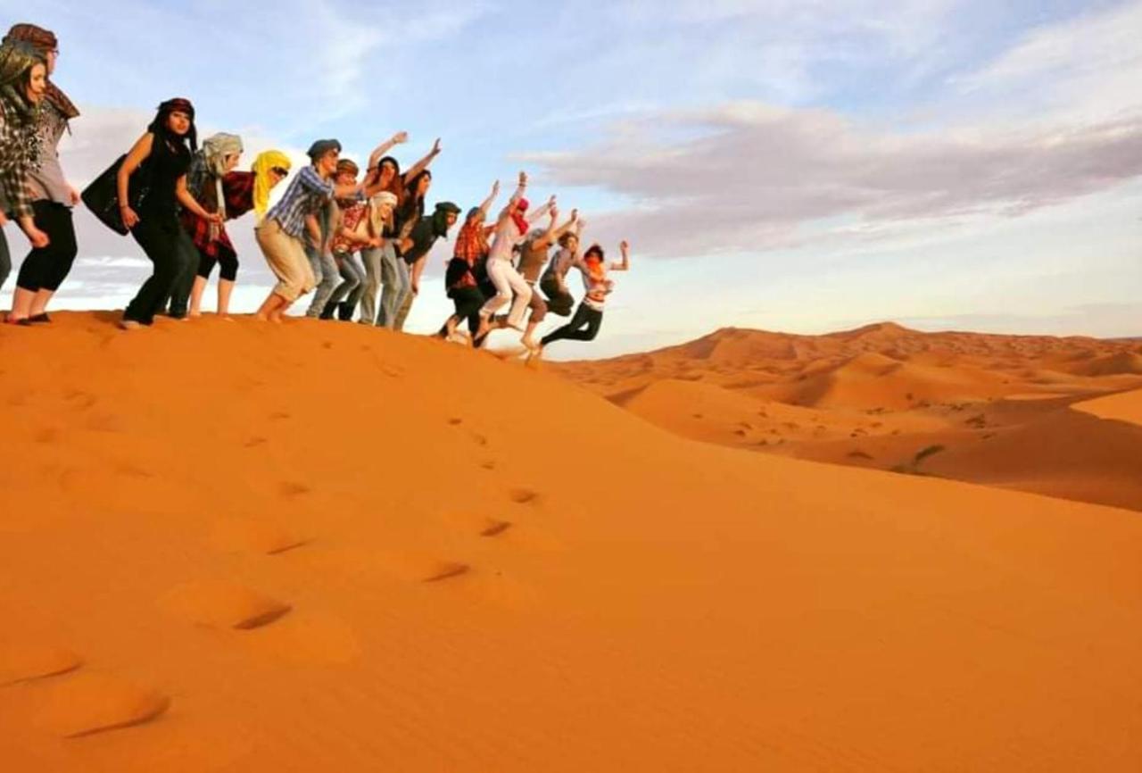 Original Luxury Camp Hotel Merzouga Bagian luar foto