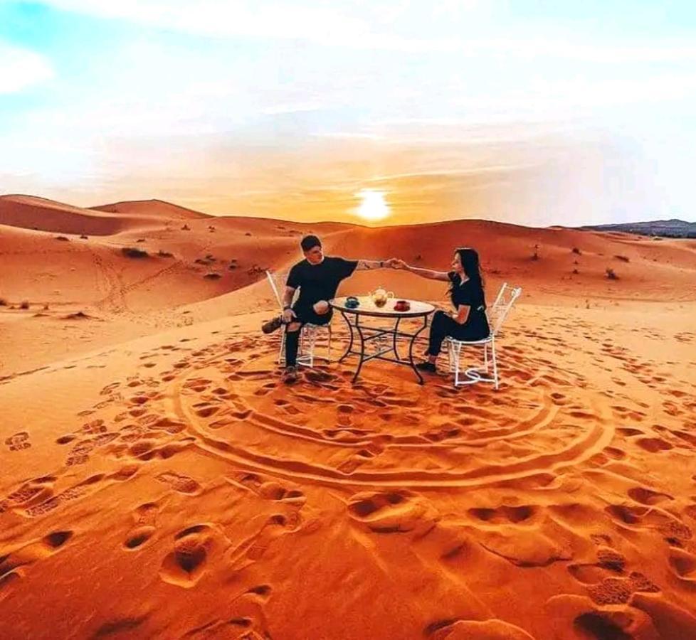 Original Luxury Camp Hotel Merzouga Bagian luar foto