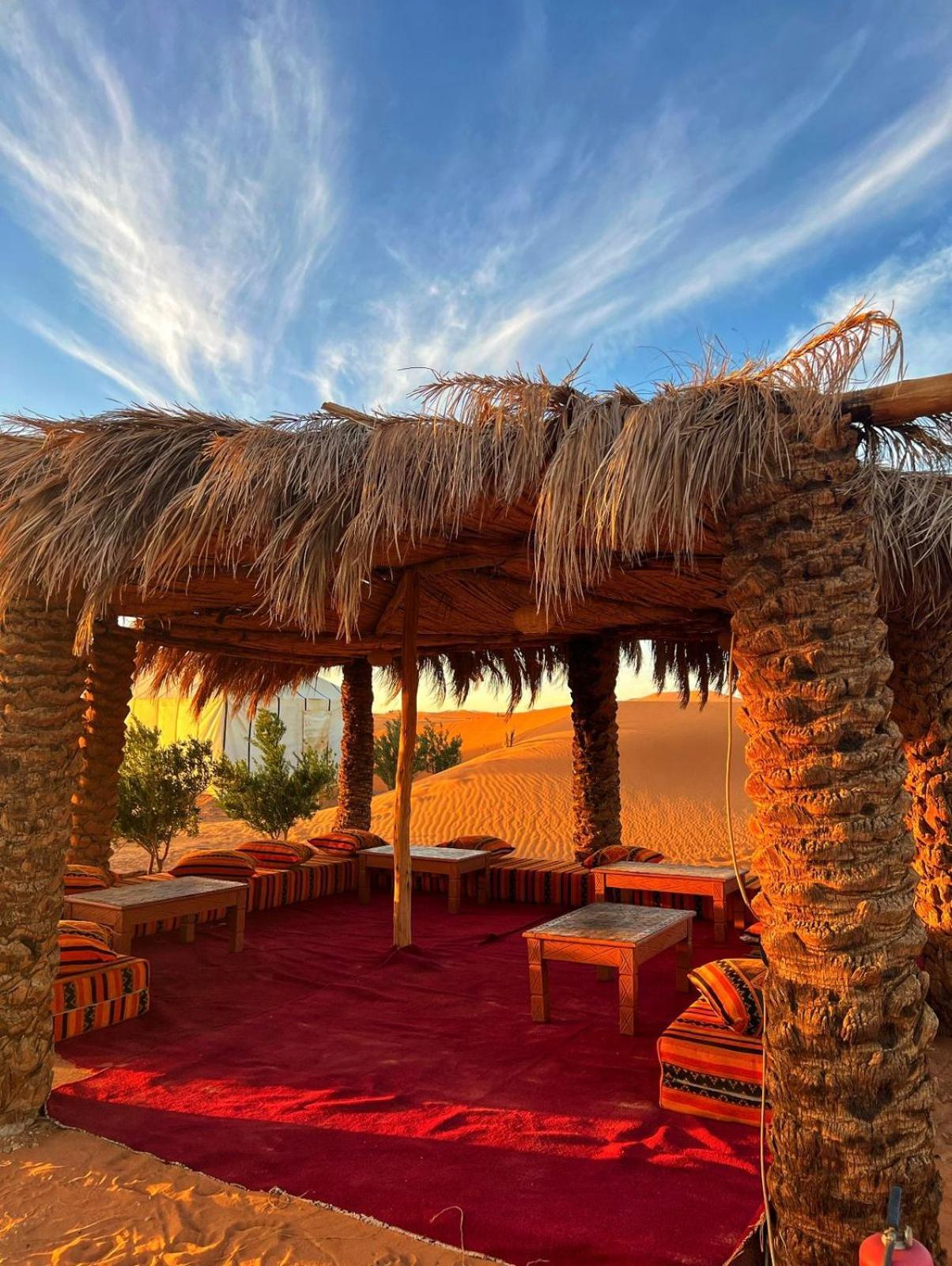 Original Luxury Camp Hotel Merzouga Bagian luar foto