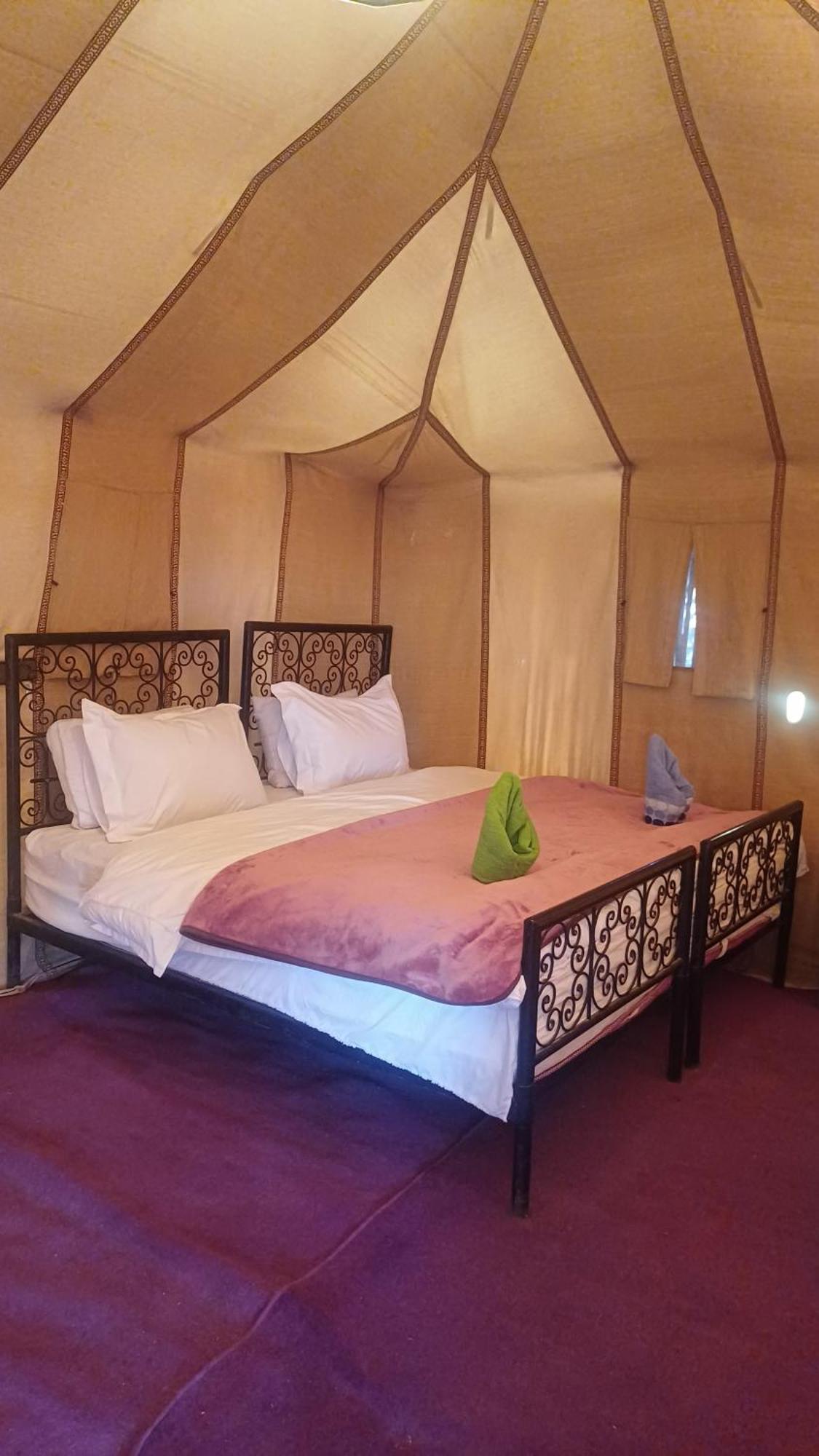 Original Luxury Camp Hotel Merzouga Bagian luar foto